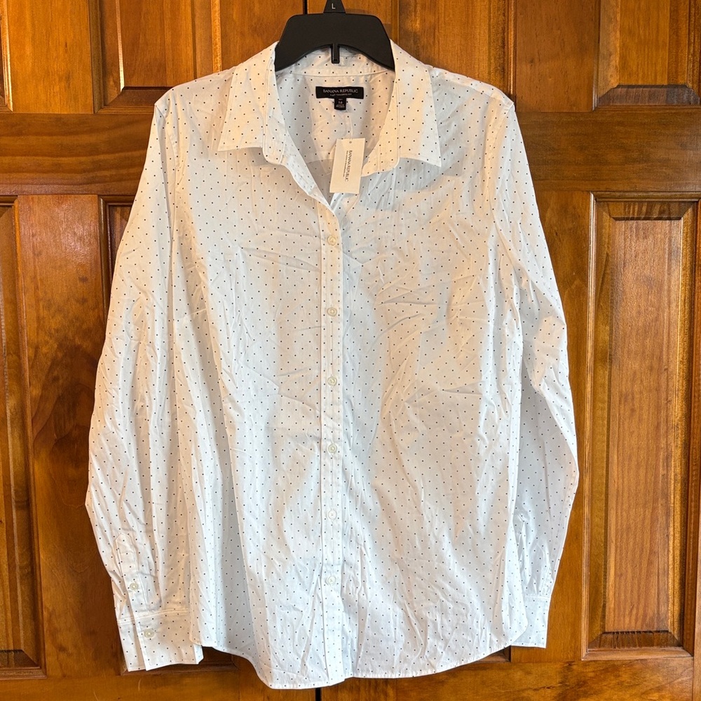 NWT Banana Republic Women's Riley Button Down Shirt
